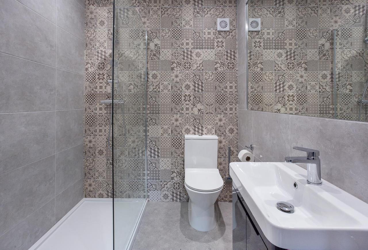 The Luxury Potting Shed With Free Parking! York Exterior foto