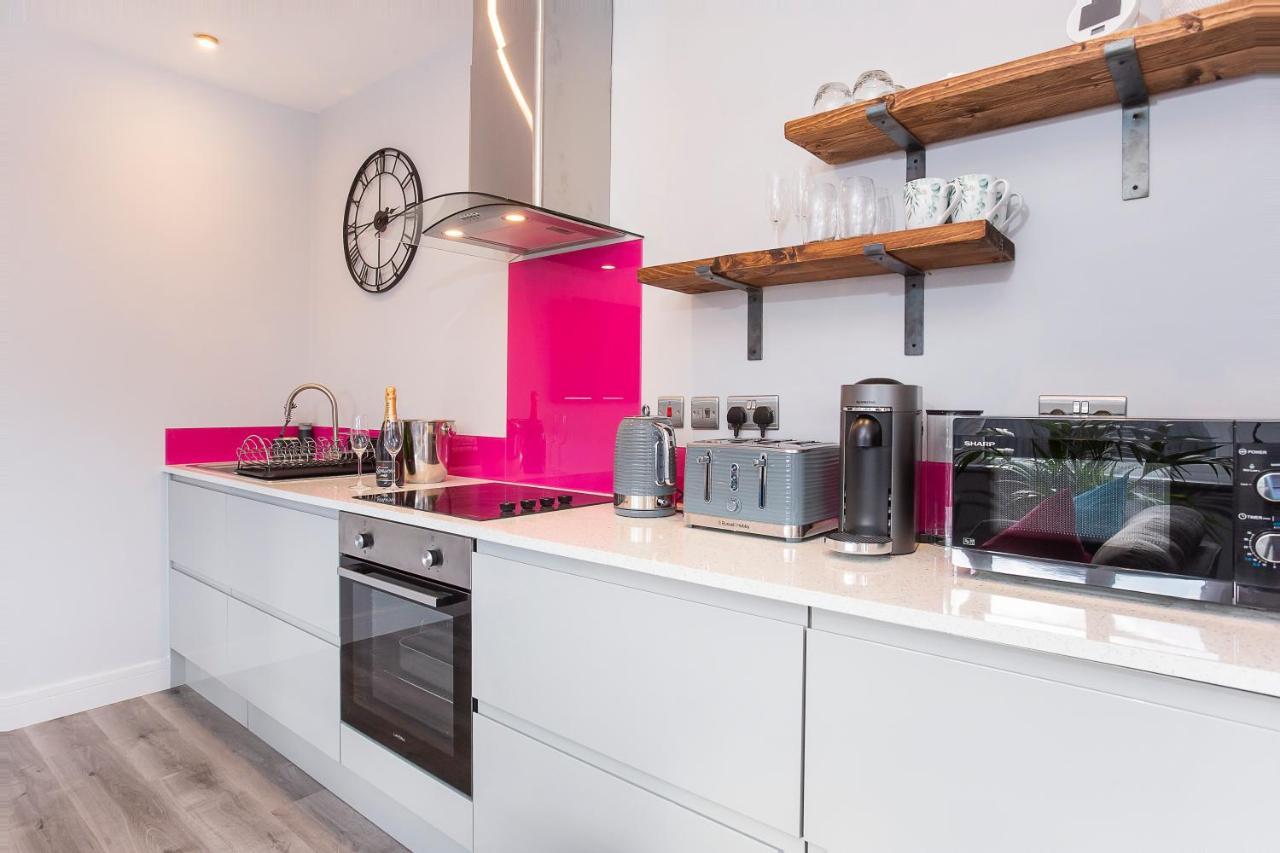The Luxury Potting Shed With Free Parking! York Exterior foto
